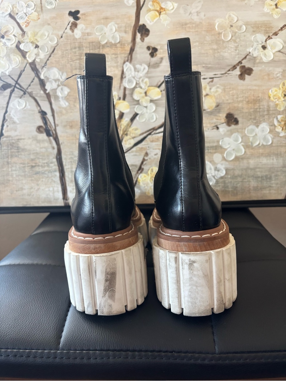 Stella McCartney Black Leather Lace-Up Platform Boots with White Chunky Sole - Picture 5 of 14
